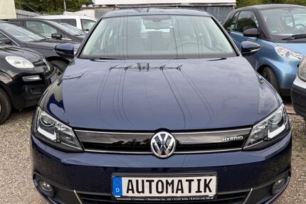 VW Jetta 169.000 km 7.699 € Köln 51107