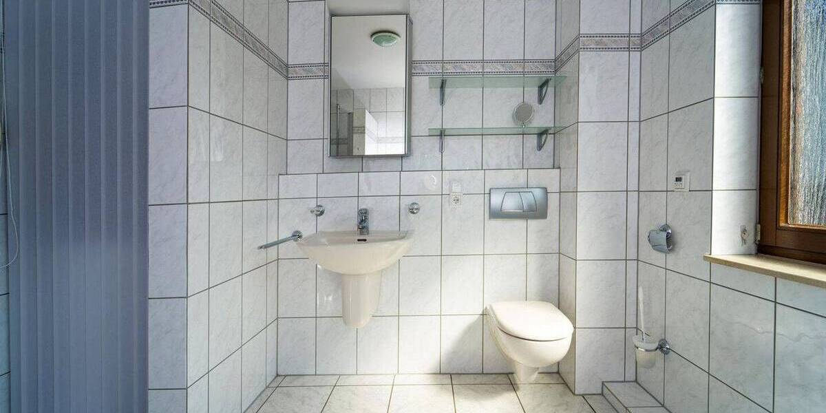 Doppelhaushälfte Ratingen Lintorf - 4 Zimmer, 119 m&sup2;, 1.800&euro; | Angebot:26763651