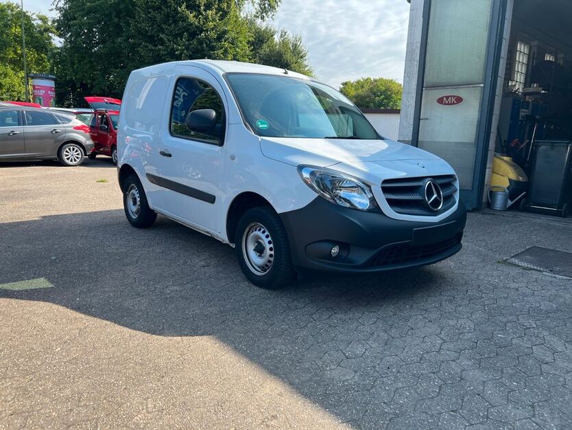 Mercedes-Benz Citan 96.000 km 7.980 € Essen 45141