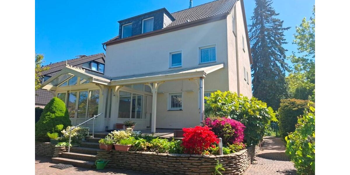Mehrfamilienhaus, Wohnhaus Kaarst - 9 Zimmer, 240 m&sup2;, 665.000&euro; | Angebot:27096799