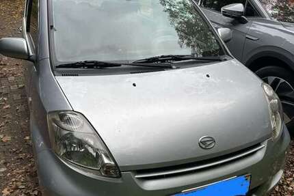 Daihatsu Sirion 153.000 km 1.400 € Duisburg 47119