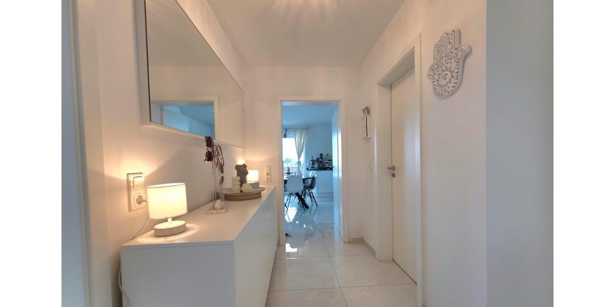 Exklusive 3 Zimmer Penthouse Wohnung mit EBK - provisionsfrei 3 zimmer