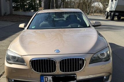 BMW 730 220.000 km 7.000 &euro; Düsseldorf 40225