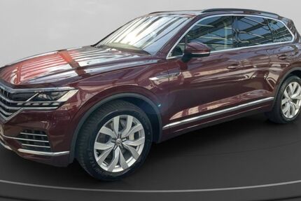 VW Touareg 43.814 km 51.980 € Köln-Mülheim 51063