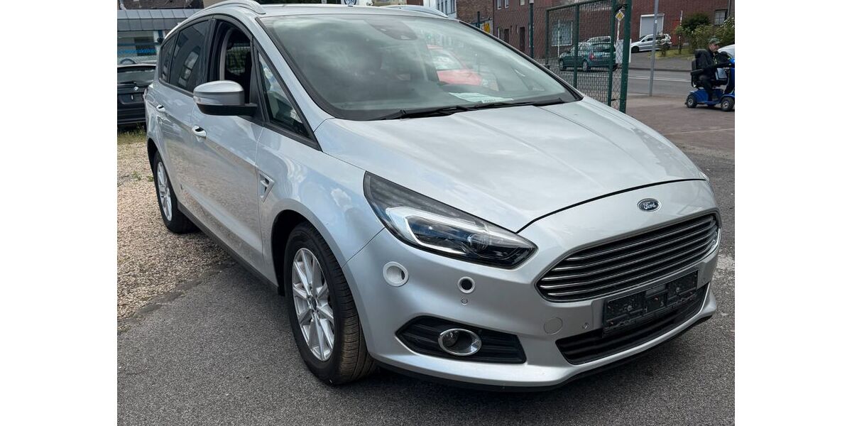 Ford S-Max 157.873 km 11.999 &euro; Mönchengladbach 41199