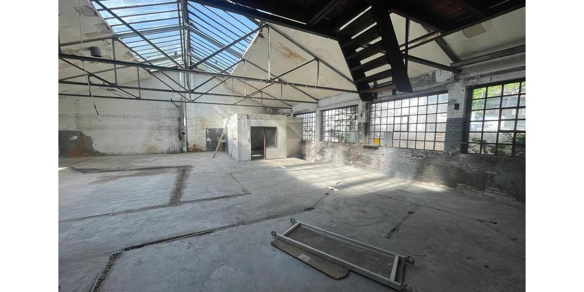 Produktions- und Lagerhalle in Velbert Tönisheide 240m² zimmer