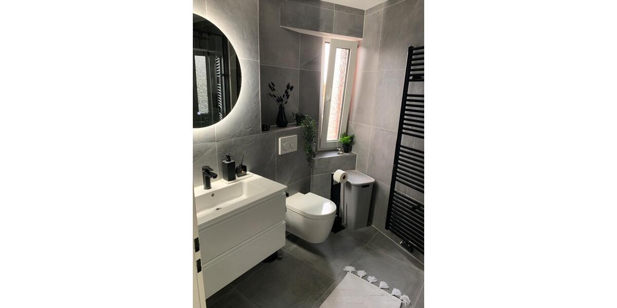 Dachgeschoßwohnung Mönchengladbach - 3 Zimmer, 83 m&sup2;, 265.000&euro; | Angebot:26730632