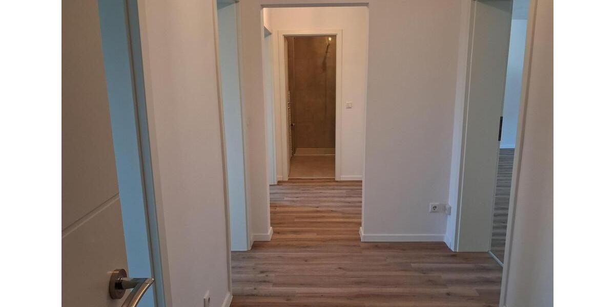 Etagenwohnung Duisburg Duisburg-Mitte - 3 Zimmer, 79 m&sup2;, 850&euro; | Angebot:26399334