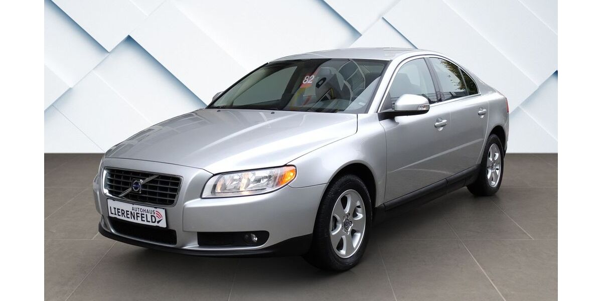 Volvo S80 103.465 km 10.990 &euro; Düsseldorf 40231