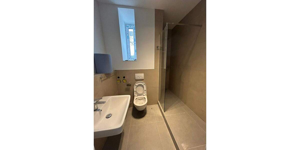 Etagenwohnung Mönchengladbach Rheydt - 3 Zimmer, 86 m&sup2;, 1.200&euro; | Angebot:25845715