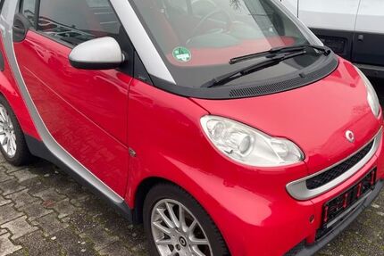 Smart ForTwo 221.000 km 2.700 &euro; Düsseldorf 40212