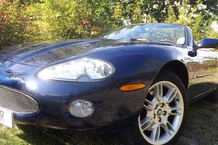 Jaguar XK8 136.000 km 17.500 &euro; Mettmann 40822