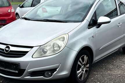 Opel Corsa 18.500 km 2.190 &euro; Leichlingen 42799