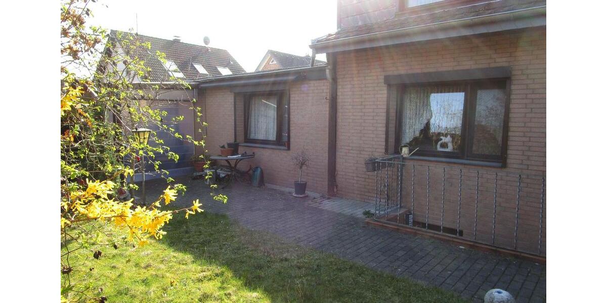 Einfamilienhaus Düsseldorf Stadtbezirk 5 - 6 Zimmer, 120 m&sup2;, 500.000&euro; | Angebot:26824444