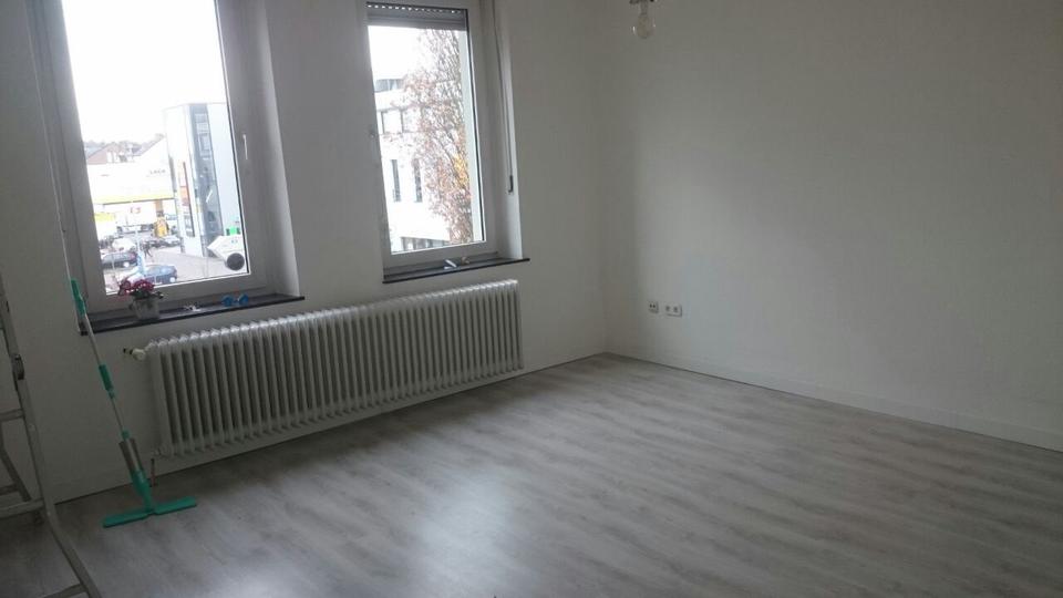 Etagenwohnung Mönchengladbach Süd - 3 Zimmer, 74 m&sup2;, 189.000&euro; | Angebot:27045407