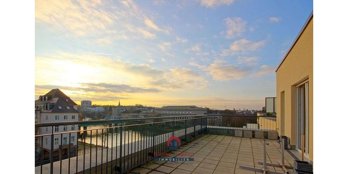 FIRST-CLASS-PENTHOUSE MIT RUHRBLICK - RIESIGE SONNENTERRASSE + BALKONE + TOP-AUSSTATTUNG! 3 zimmer