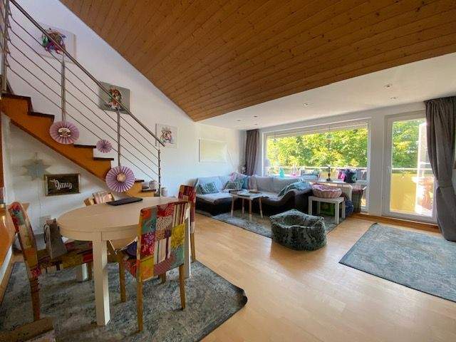 Charmante Galerie-Wohnung mit Balkon und Wohlfühlatmosphäre in Wevelinghoven 3 zimmer