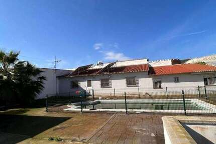 Grundstück zu verkaufen in La Línea de la Concepción 209.500 € 800 m²