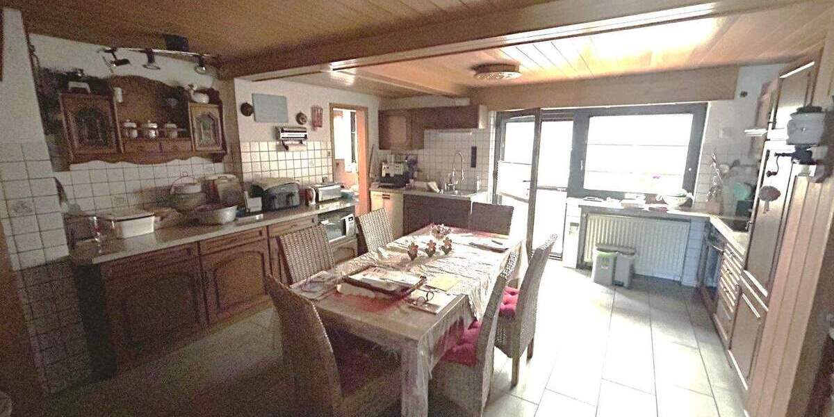 Tolle Doppelhaushälfte für Gartenliebhaber 4 zimmer