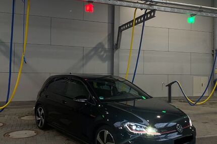 VW Golf 98.000 km 19.900 &euro; Krefeld 47798
