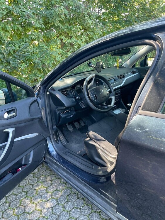 Citroen C5 147.000 km 5.000 € Köln 50667