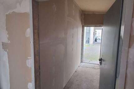 Halle in Krefeld 500 € 80 m²