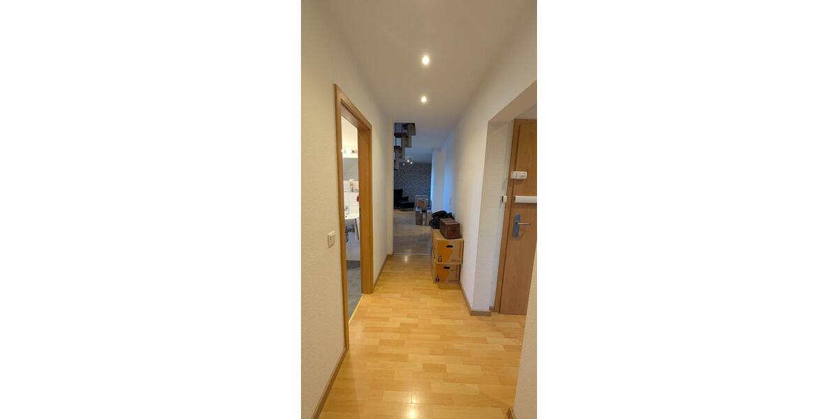 Dachgeschoßwohnung Viersen Hülsdonk - 3.5 Zimmer, 106 m&sup2;, 1.060&euro; | Angebot:25571220