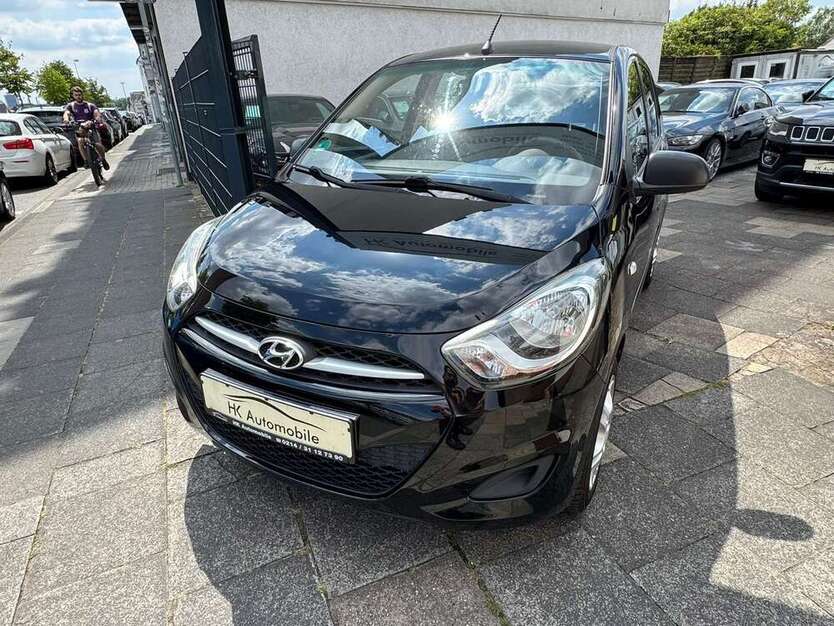 i10