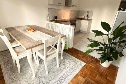 Wohnung zum Mieten in Krefeld 890 € 100 m² 3.5 zimmer