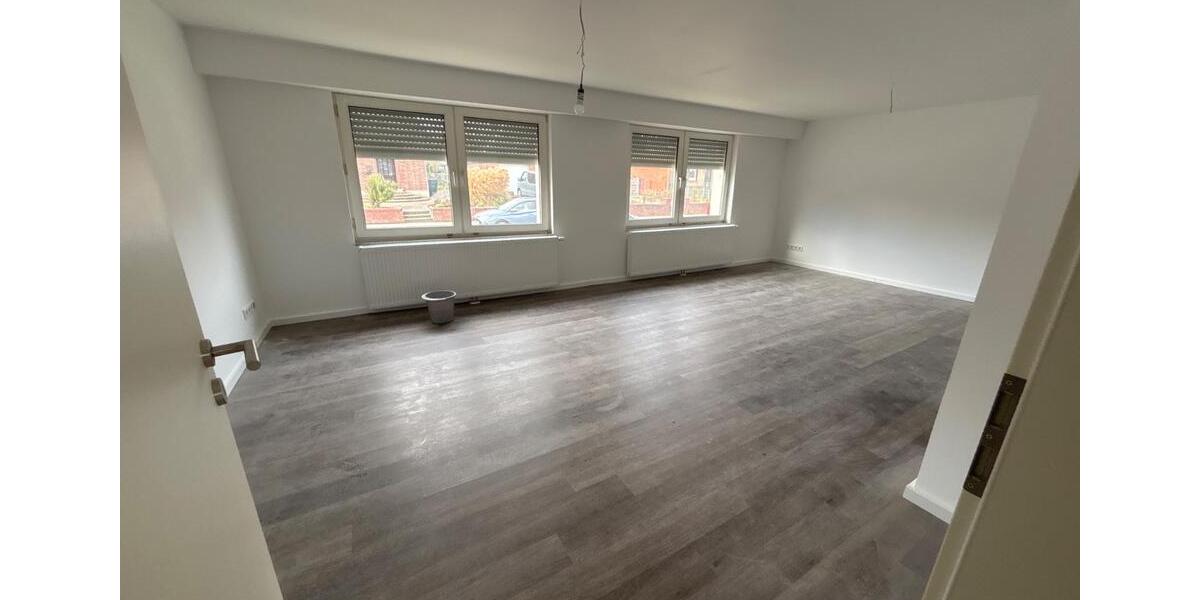 Doppelhaushälfte Grevenbroich - 3 Zimmer, 77 m&sup2;, 1.500&euro; | Angebot:25720936