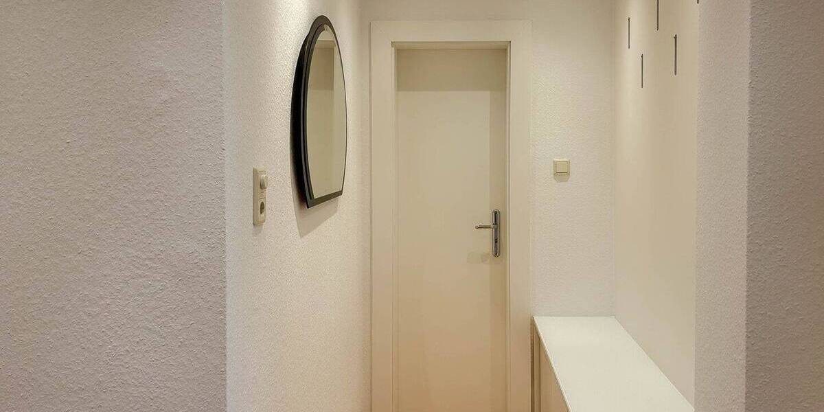 Etagenwohnung Düsseldorf Düsseltal - 3 Zimmer, 121 m&sup2;, 1.770&euro; | Angebot:25687711