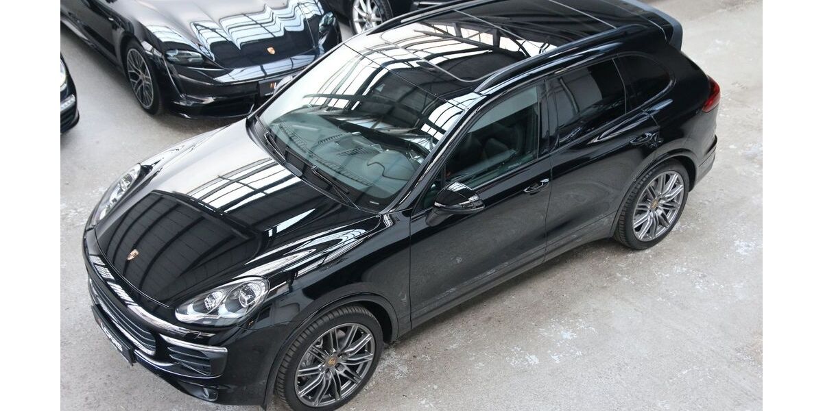 Porsche Cayenne 131.402 km 41.990 &euro; Düsseldorf 40237