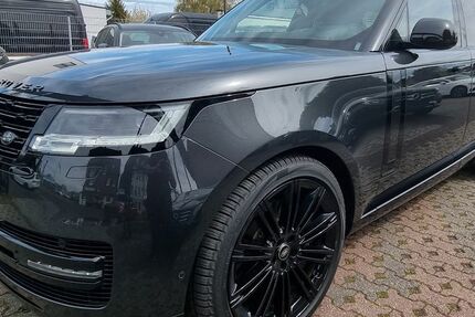 Land Rover Range Rover 64.600 km 113.998 &euro; Mönchengladbach 41063