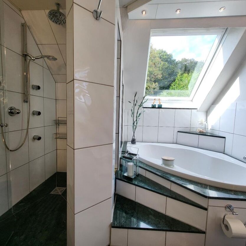 Provisionsfrei* Haus zum Verlieben in Velbert-Neviges