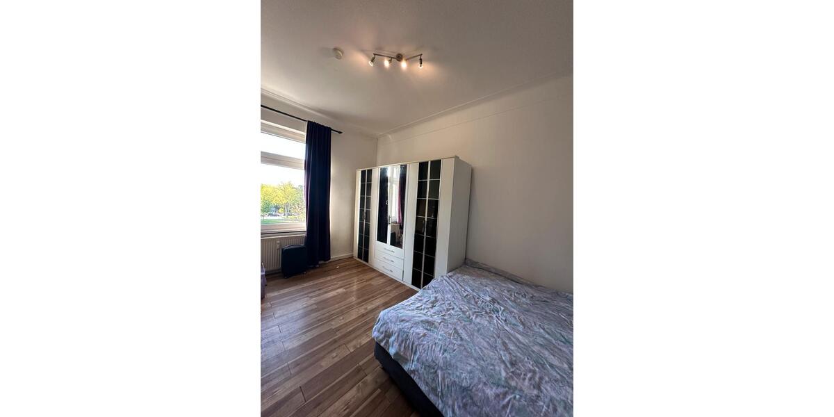 Etagenwohnung Düsseldorf Stadtbezirk 8 - 2 Zimmer, 66 m&sup2;, 1.215&euro; | Angebot:26349066