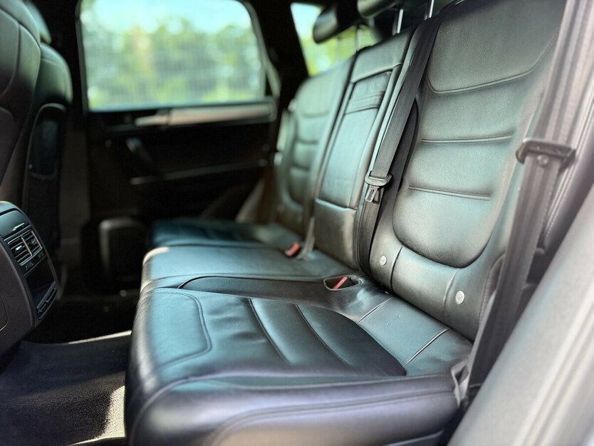 VW Touareg V6 TDI BMT Leder / Kamera / Memory 147.000 km 20.790 € Mönchengladbach 41066