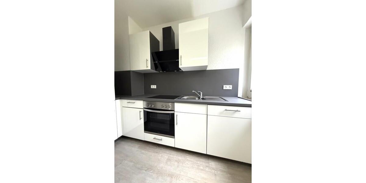 Hübsche 2-Zi-EG.-Whg. mit Einbauküche und Balkon 2 zimmer