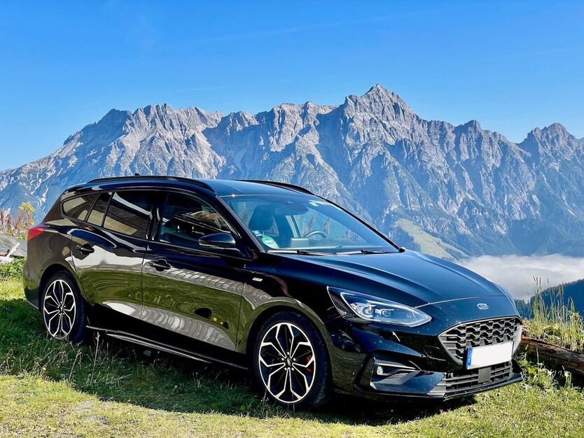 Ford Focus 107.000 km 16.900 € Langenfeld 40764