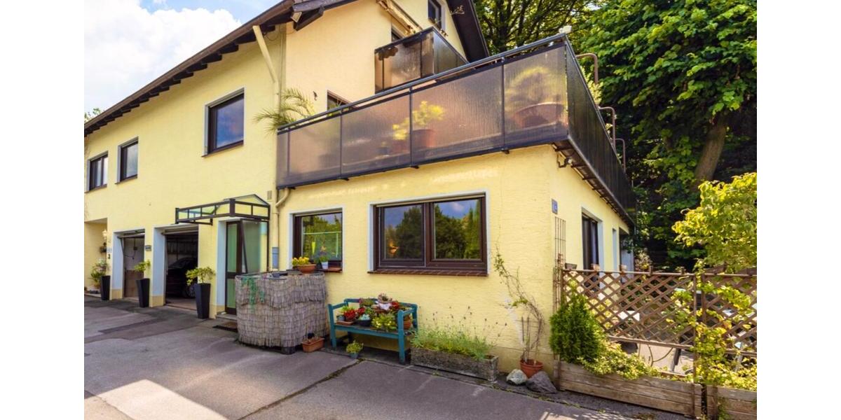 Einfamilienhaus Remscheid - 10 Zimmer, 300 m&sup2;, 550.000&euro; | Angebot:27159867