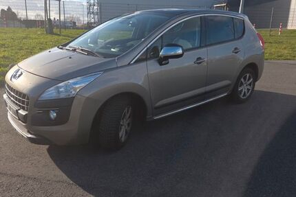 Peugeot 3008 125.000 km 7.900 &euro; Essen 45125