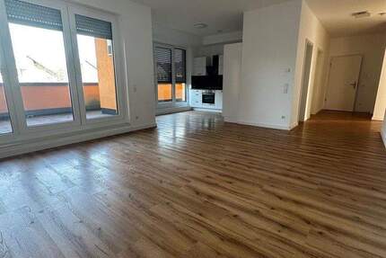 Wohnung Krefeld Stadtmitte - 4 Zimmer, 132 m&sup2;, 1.500&euro; | Angebot:25547362
