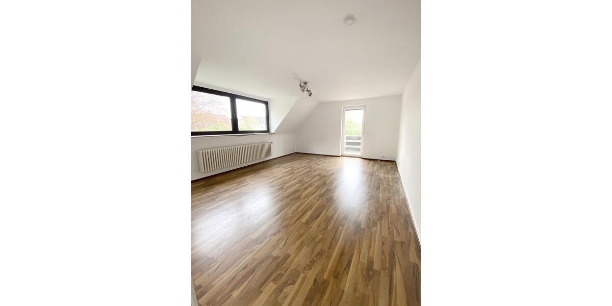 Sanierte lichtdurchflutete 3,5 Zimmerwohnung mit Sonnen Balkon 3 zimmer