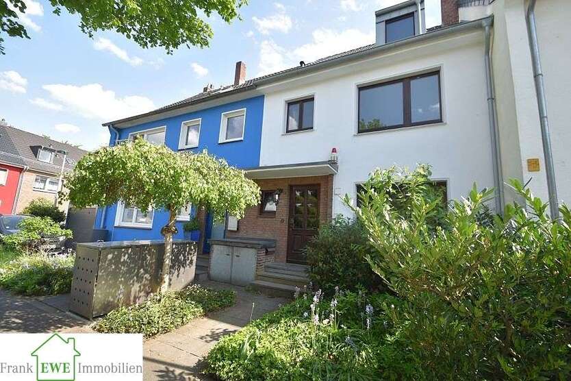 Haus zum Kaufen in Düsseldorf 385.000 € 112 m²