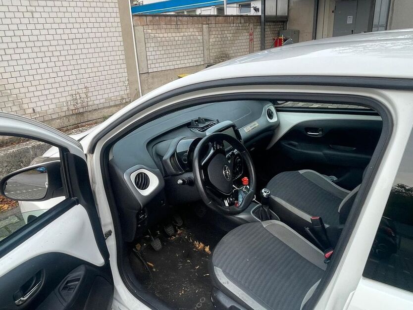 Toyota Aygo (X) 172.211 km 3.499 € Essen 45136