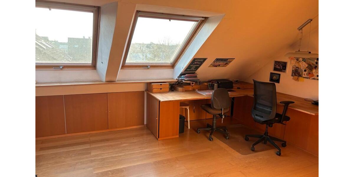 Doppelhaushälfte Pulheim - 4 Zimmer, 168 m&sup2;, 2.352&euro; | Angebot:26602888
