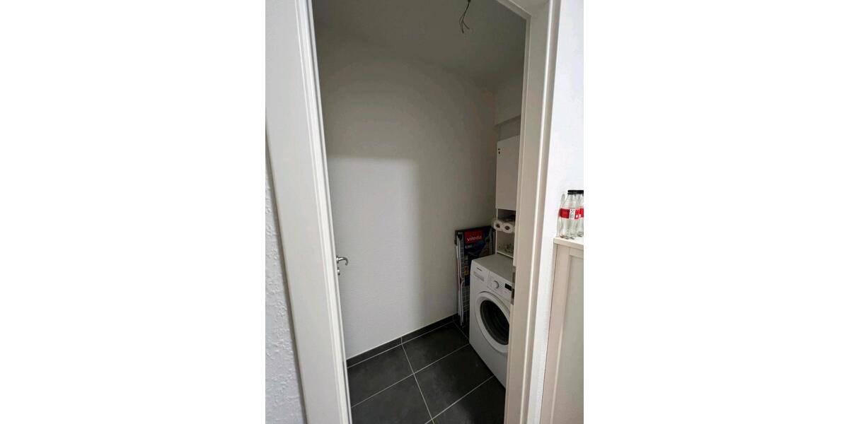 Etagenwohnung Düsseldorf Stadtbezirk 6 - 3 Zimmer, 78 m&sup2;, 1.600&euro; | Angebot:26400633