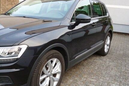 VW Tiguan 162.000 km 16.399 € Neuss 41462