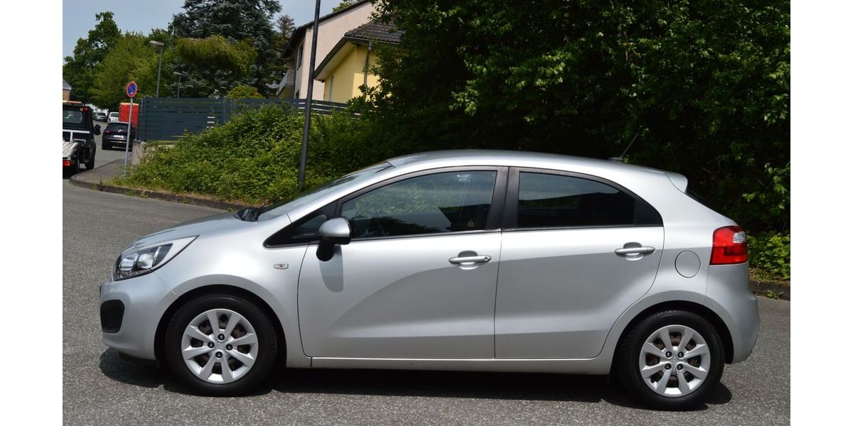 Kia Rio 119.000 km 6.599 &euro; Wuppertal 42279