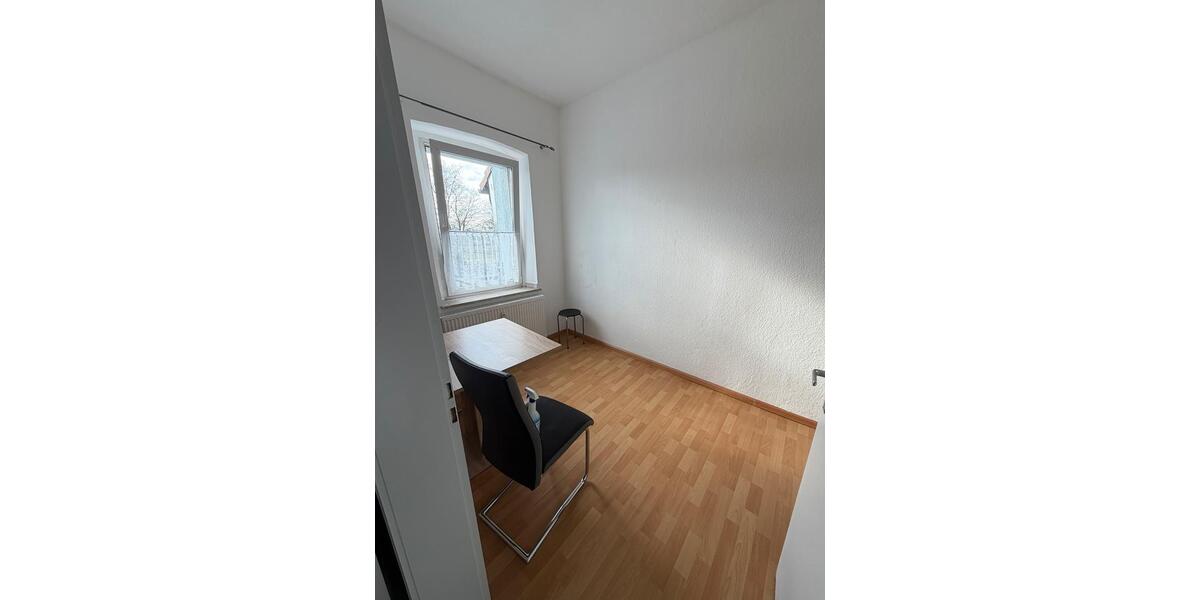 Wohnung (ca. 50 m2), 2 Zimmer, teiilmöbiliert *sofort verfügbar* 2 zimmer