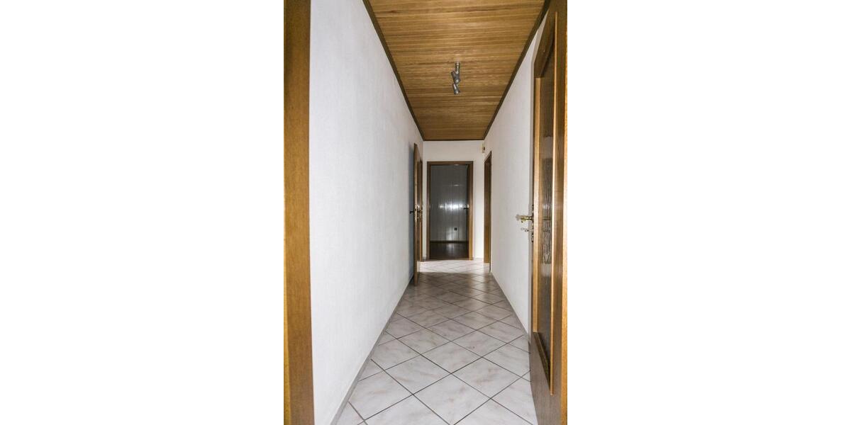 Maisonettenwohnung Meerbusch Kierst - 3 Zimmer, 90 m&sup2;, 1.250&euro; | Angebot:25278817